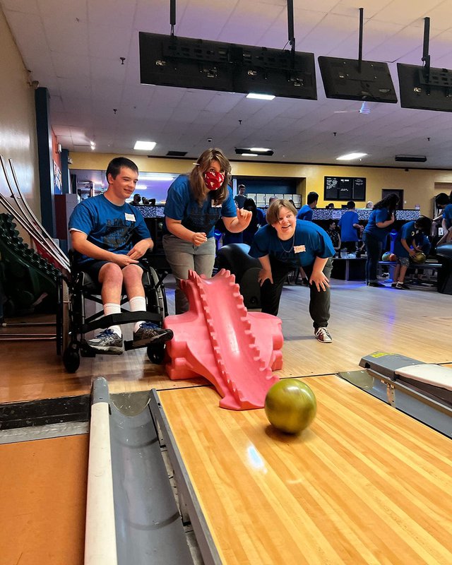 special kids connect bowling.png